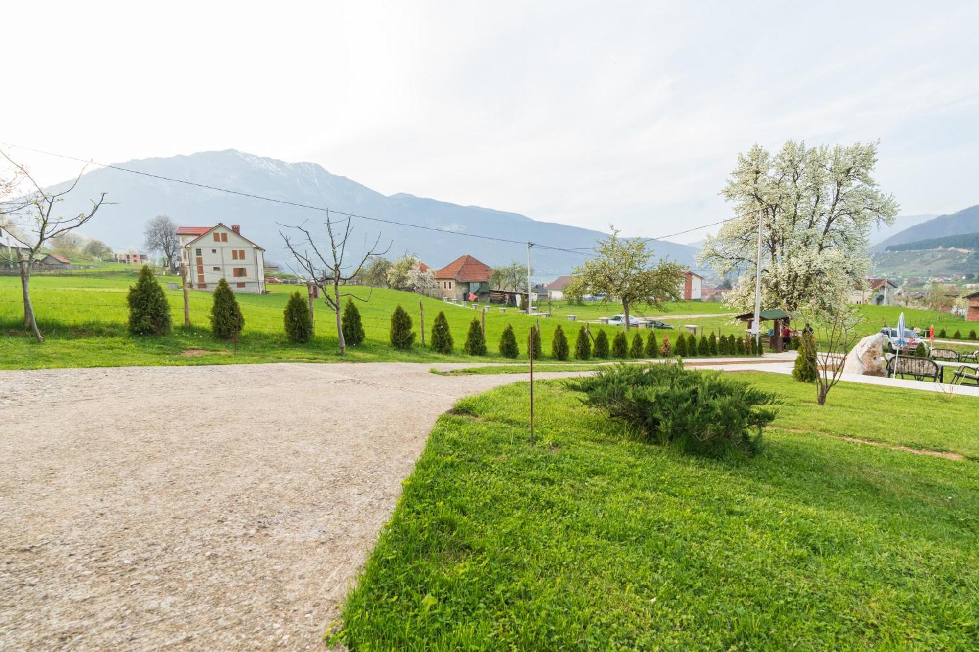 Salerno Camp Villa Plav Exterior photo